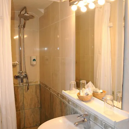 Flores Ξενοδοχείο