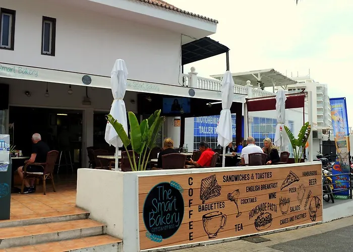 酒店 Flores 阿德耶