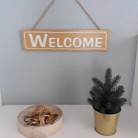 酒店 Flores 阿德耶